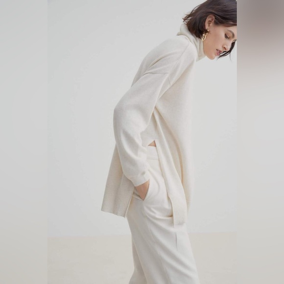 Gallery Sweater by Kowtow - Picture 7 of 7